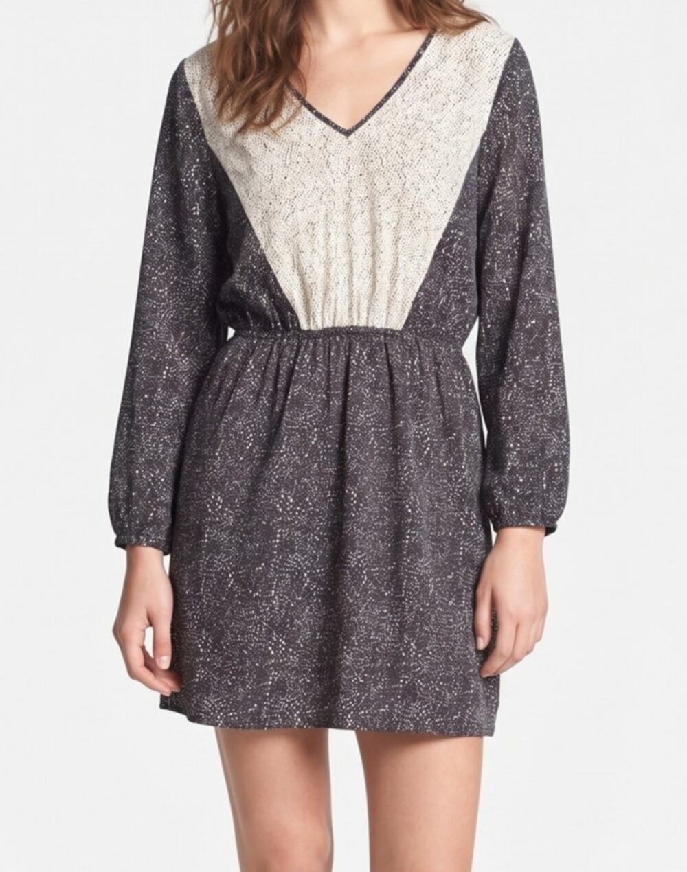 H&M Womens Size 4 Dress 3/4 Sleeve Fit & Flare Gray V Neck Polyester